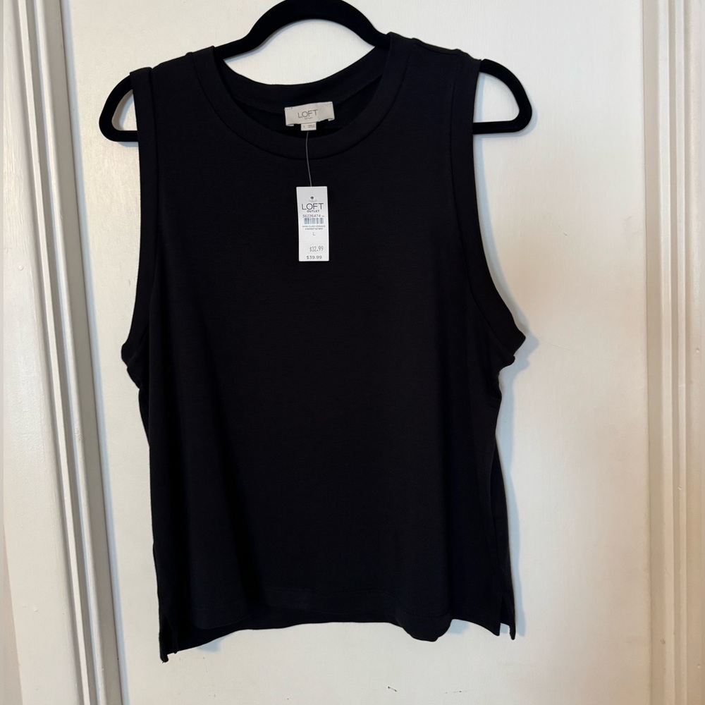 NWT LOFT Women's Black Sleeveless Top size large